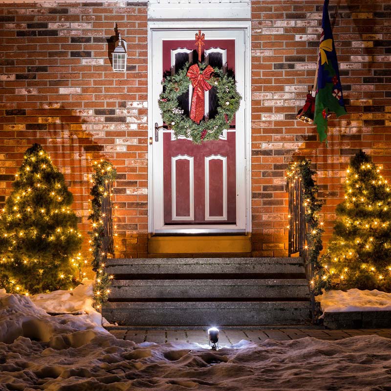 Christmas Tree And Wreath Decored Door Backdrop IBD-246953 size: 10*10